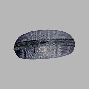 Oakley‎ Sunglasses Hard Case w/ Cleaning Cloth Black Zipper - for Glasses EUC
